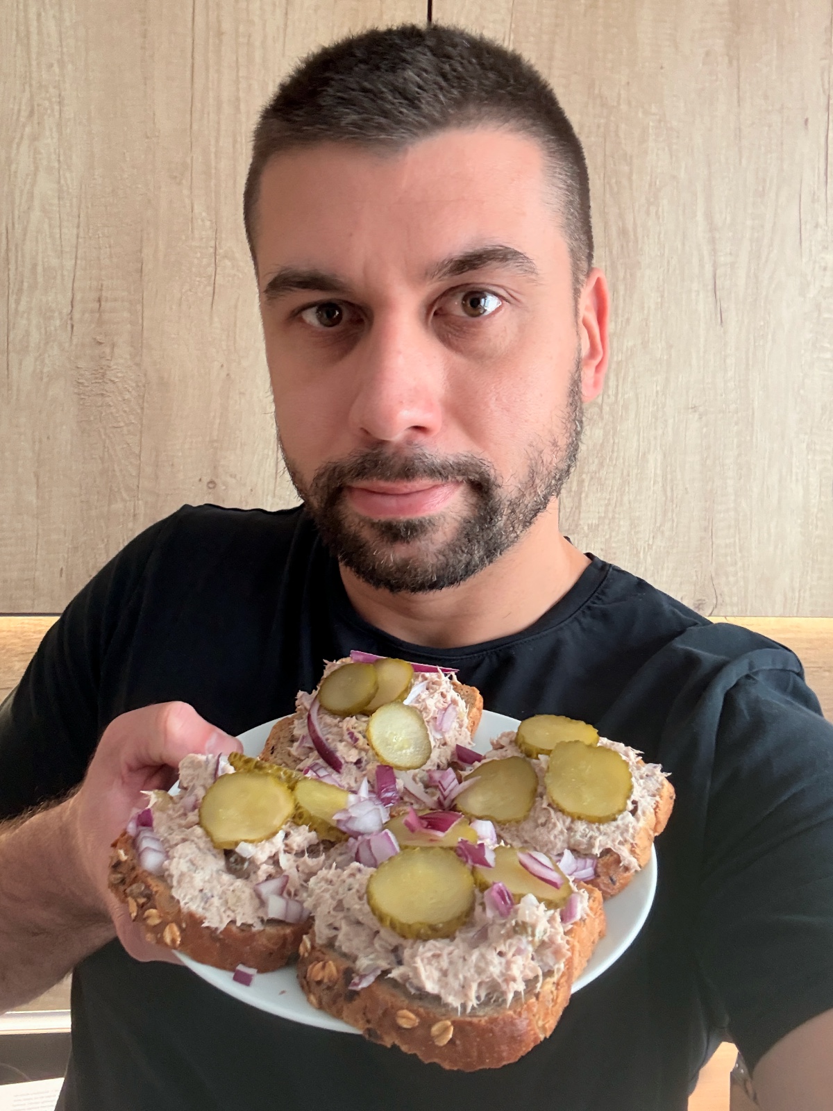 autor przepisu na pastę z tuńczyka